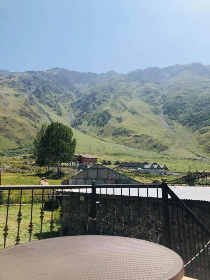 Wander Kazbegi Hotel Kültér fotó